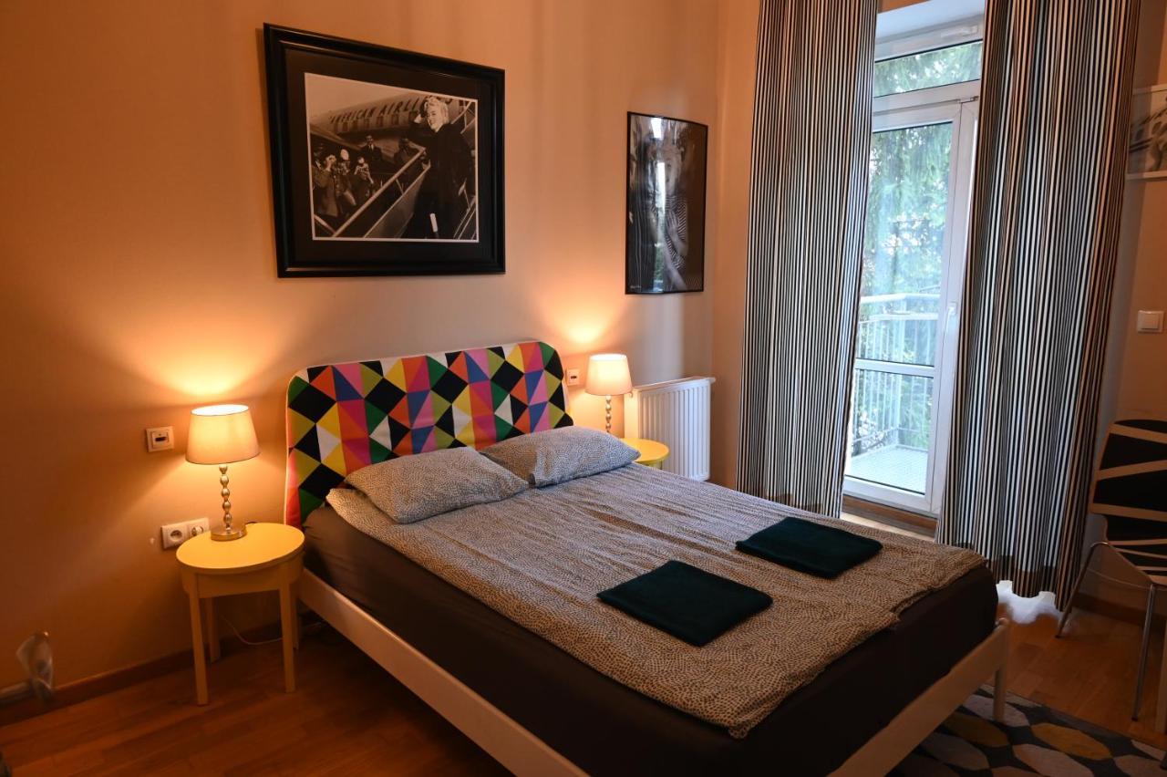 Pepe Hostel Warszawa Exteriör bild
