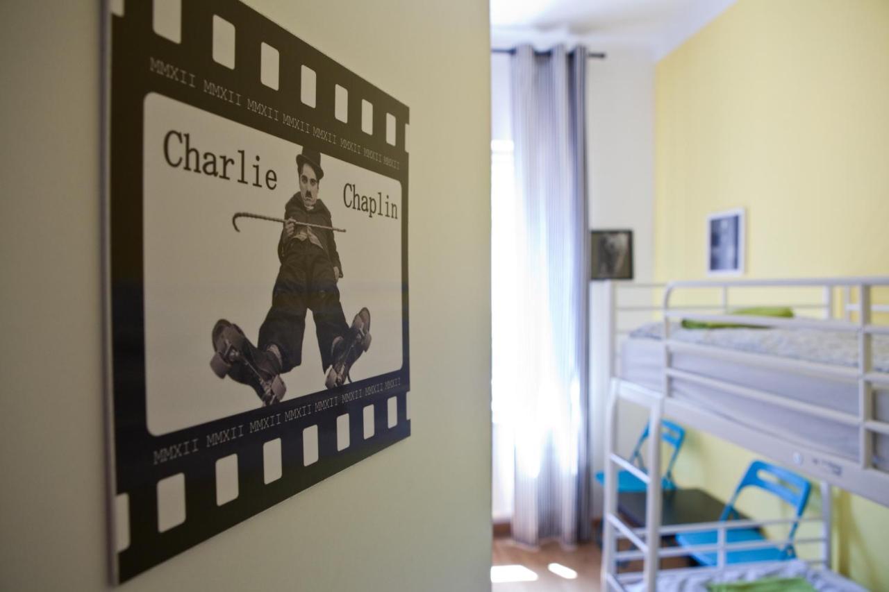 Pepe Hostel Warszawa Exteriör bild