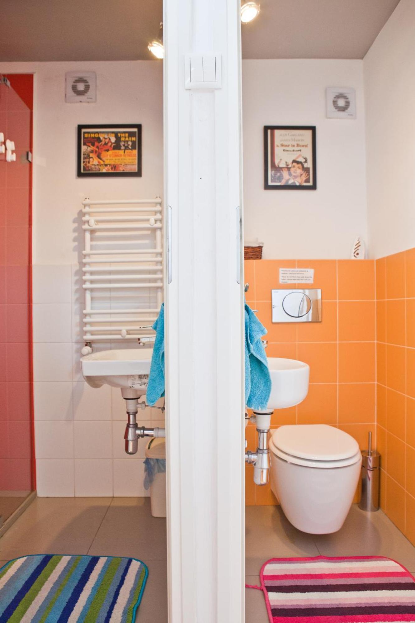 Pepe Hostel Warszawa Exteriör bild